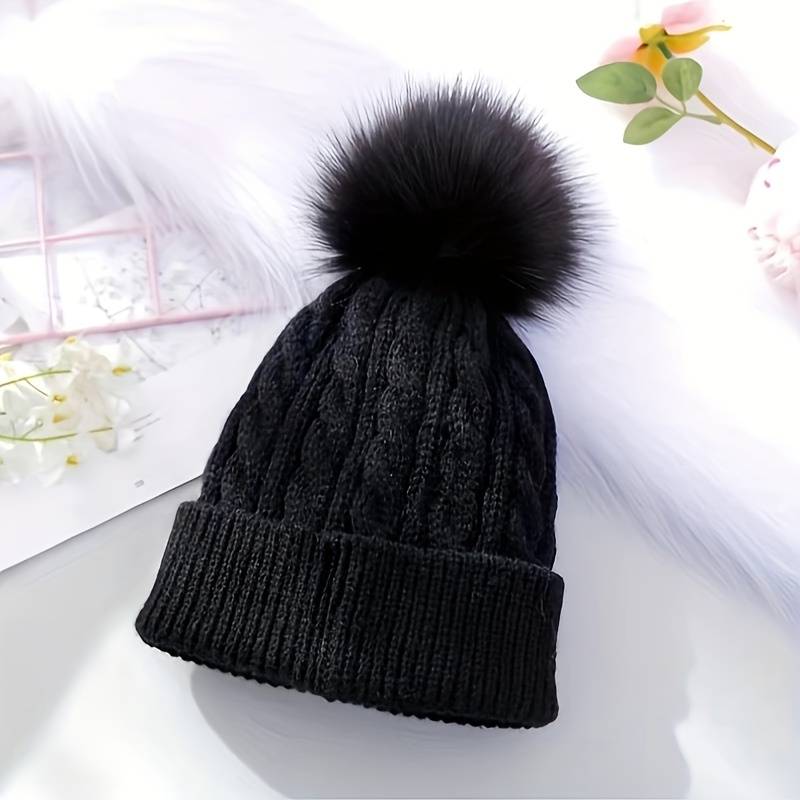 Ball Knitted Hat Black